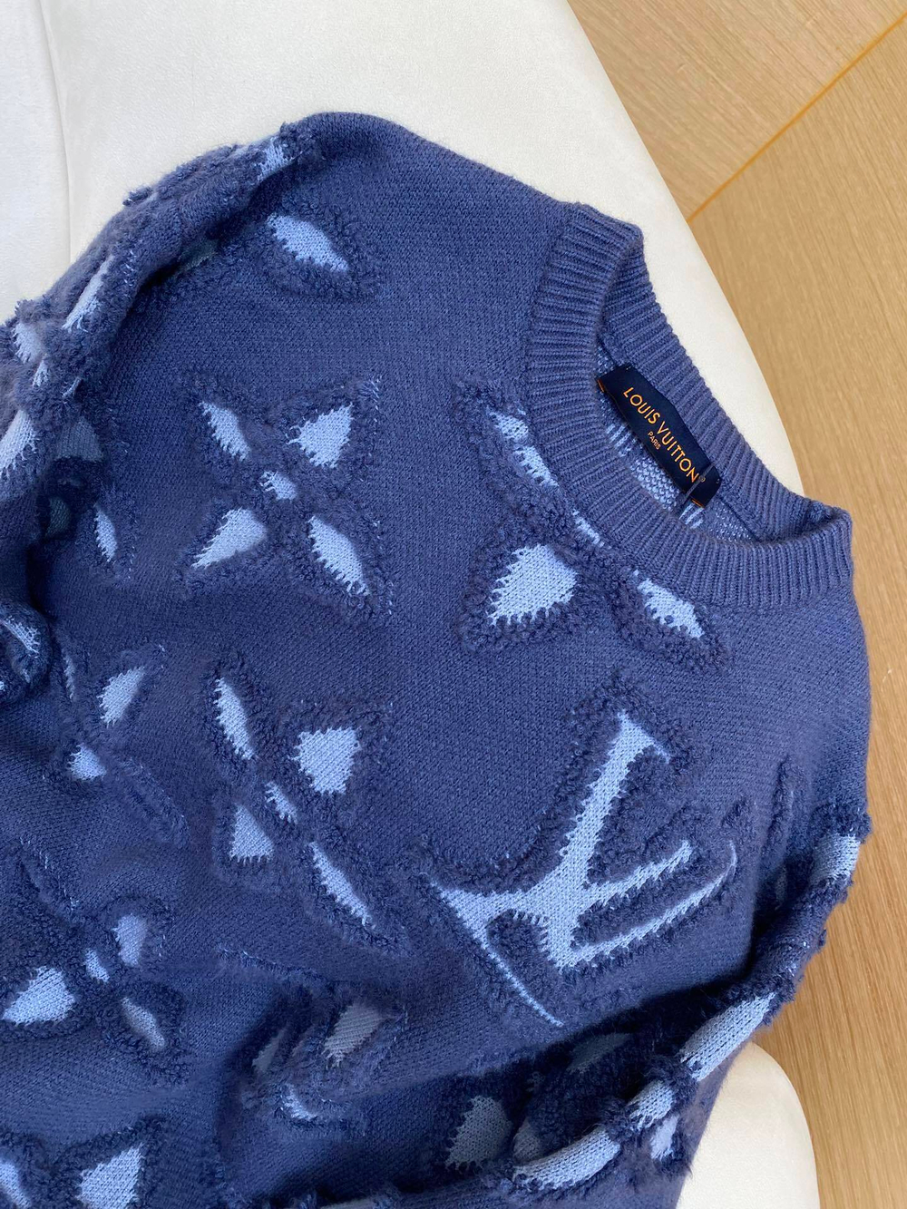 Louis Vuitton Sweatshirt