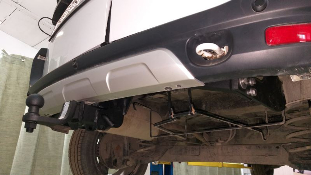 Фаркоп для Lada Largus 2012-2022 Тип шара: E. Нагрузки: 1300/75 кг, RN 03B