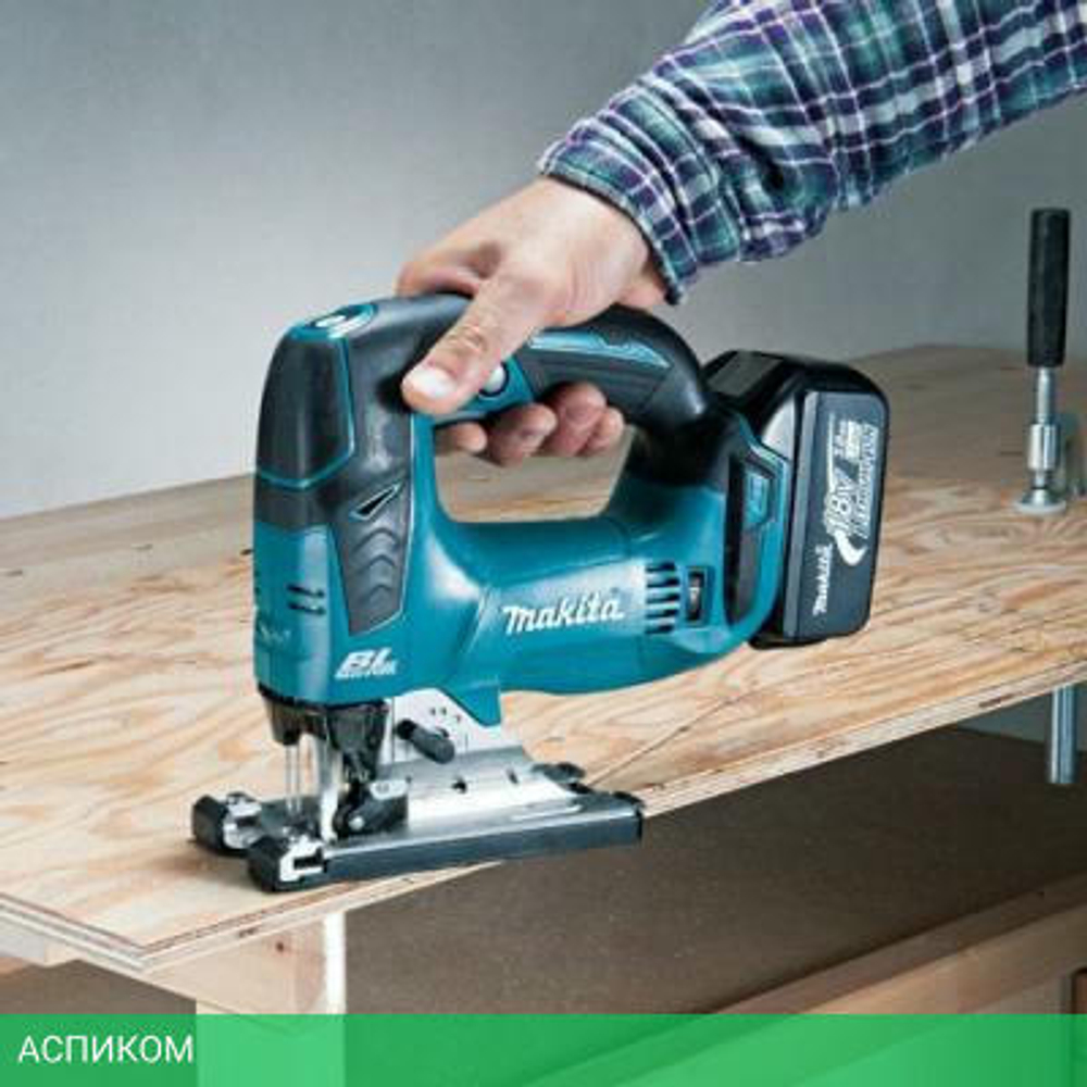 Электролобзик Makita DJV182Z