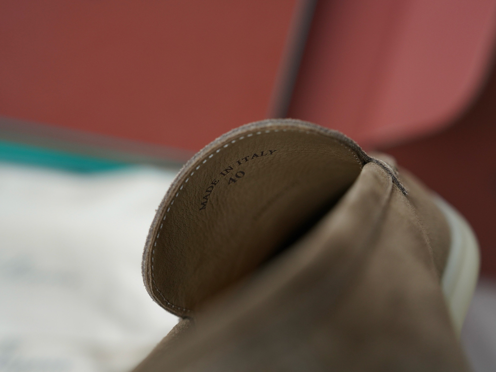 Классические замшевые мокасины