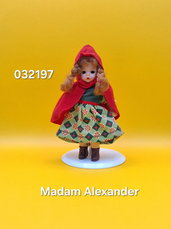 Коллекционная кукла Madame Alexander McDonalds 032197