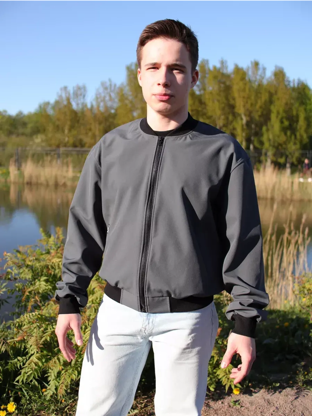 Бомбер из СофтШелл на флисе