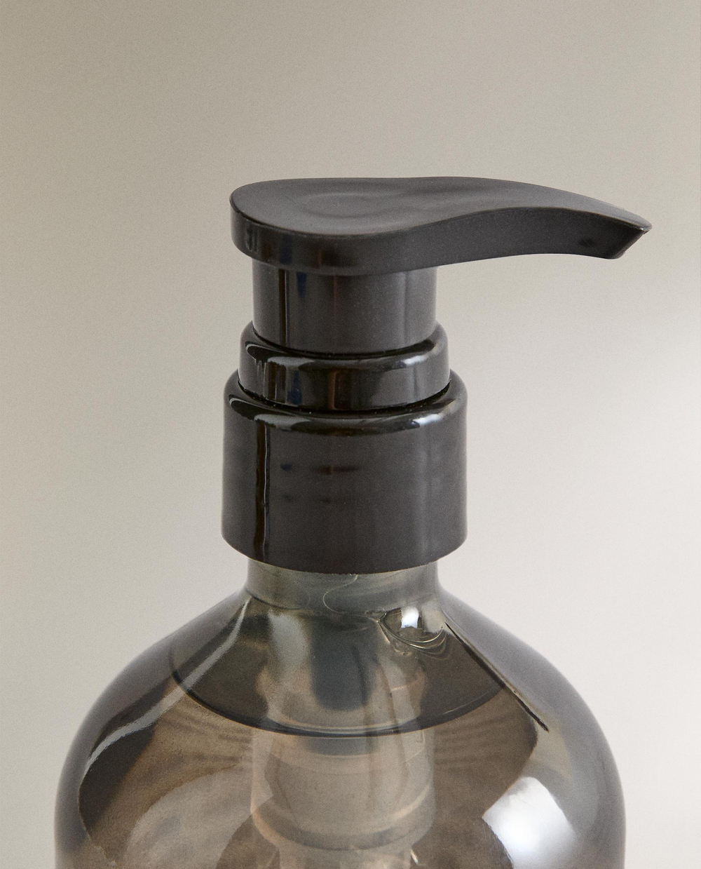 Zara Home Жидкое мыло Eternal Musk 500 мл для рук и тела, парфюмированное, аромат ароматический