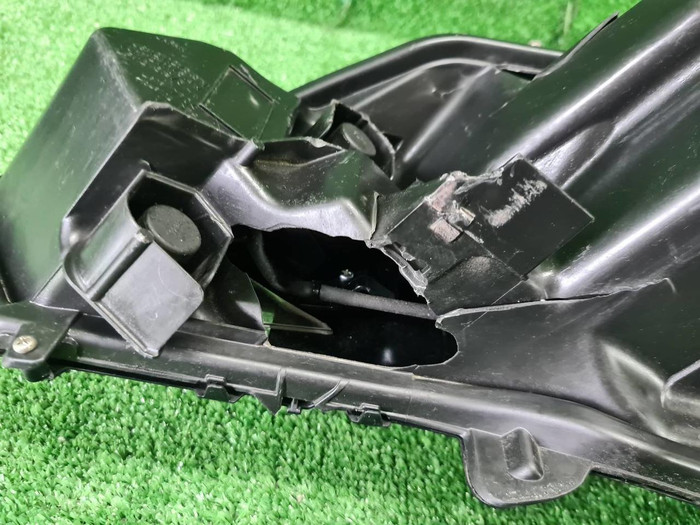 Фара правая Lexus UX (2018-н.в.) LED