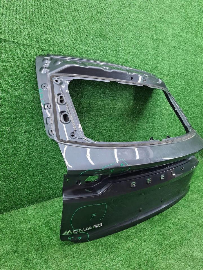 Крышка багажника Geely Monjaro (2021-н.в.)