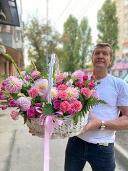 "Авторская цветочная композиция “Весенняя свежесть”"