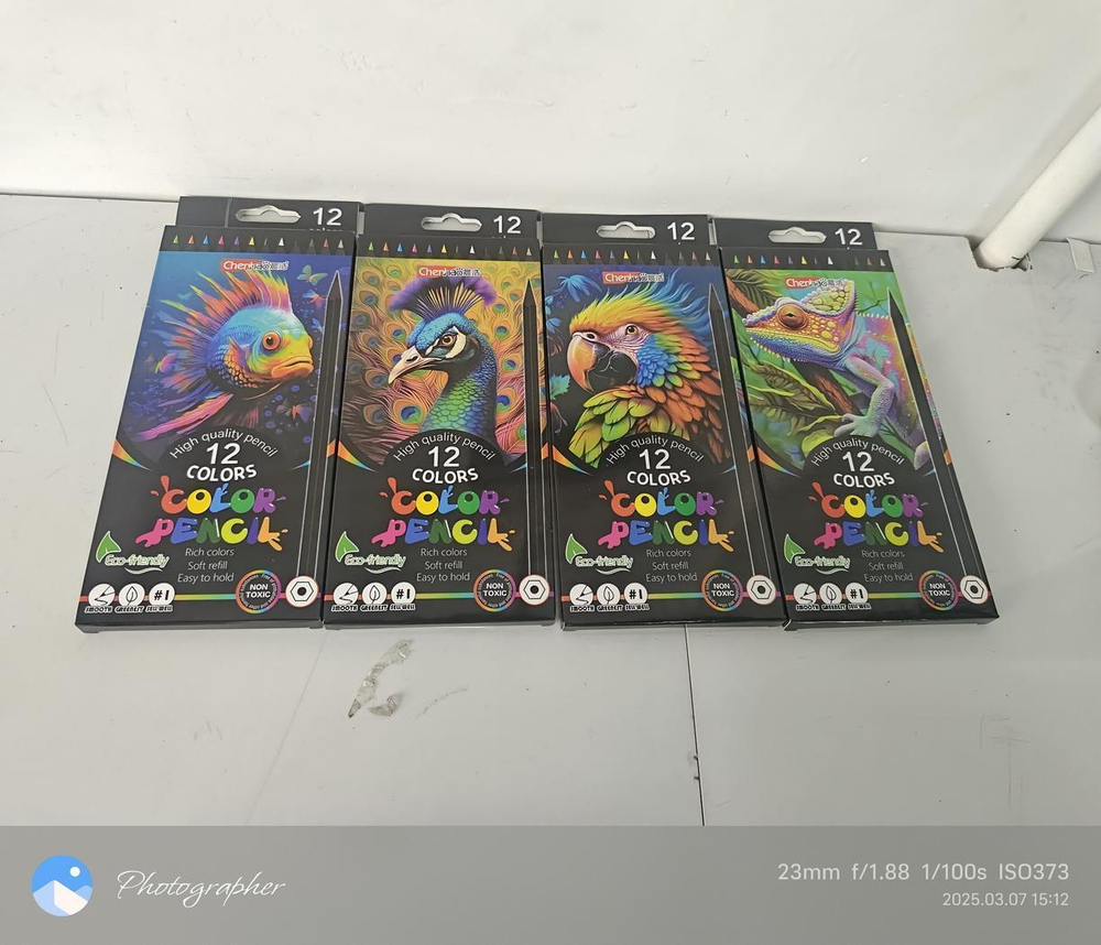 Карандаши цветные "Животные" 12цв пластиковые шестигранные, черный корпус