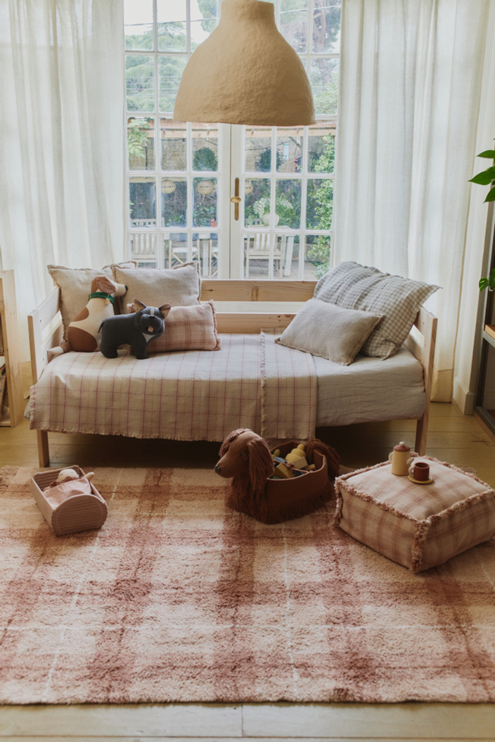 Пуф Lorena Canals Handloom Puff Rose (40 x 40 x 20 см)