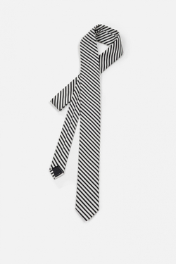 Галстук в полоску