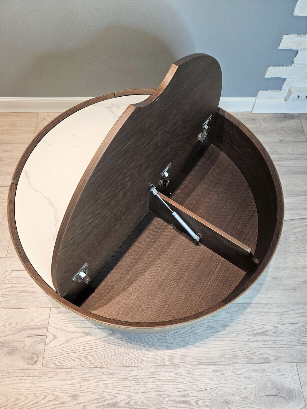 Стол журнальный Secret Service