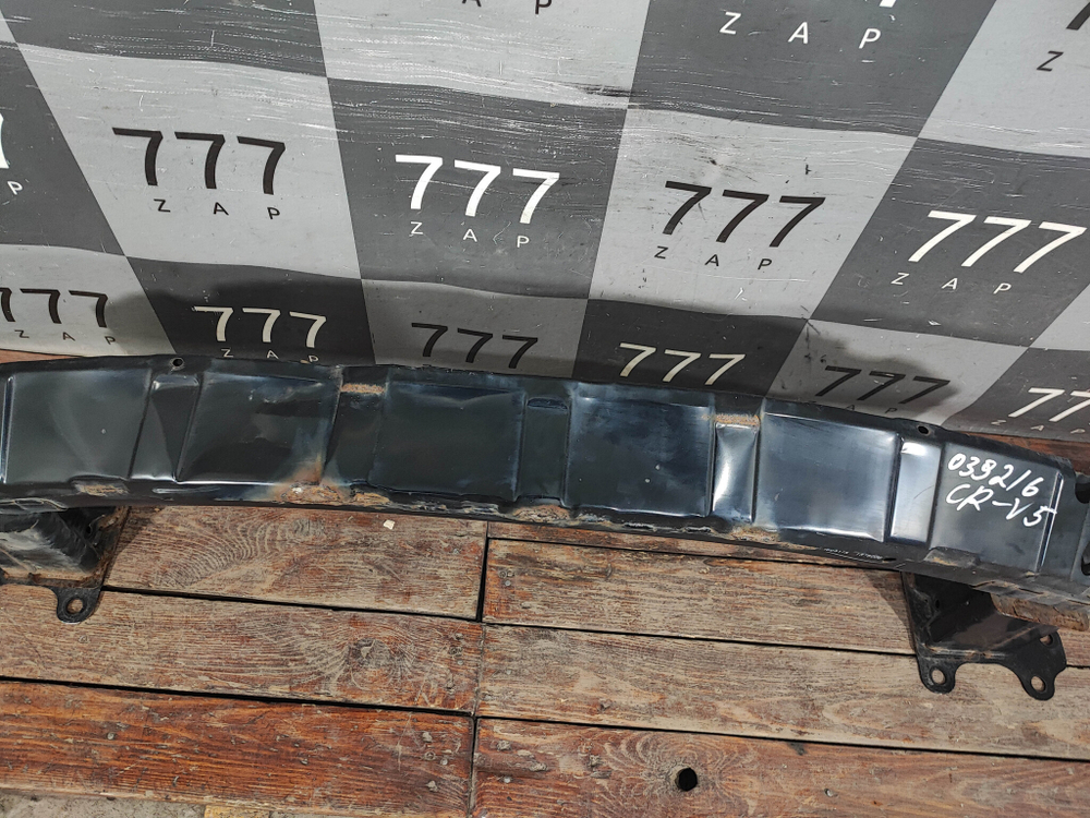 Усилитель переднего бампера Honda CR-V 5 (RW) 16-нв Б/У Оригинал 71130TLER02