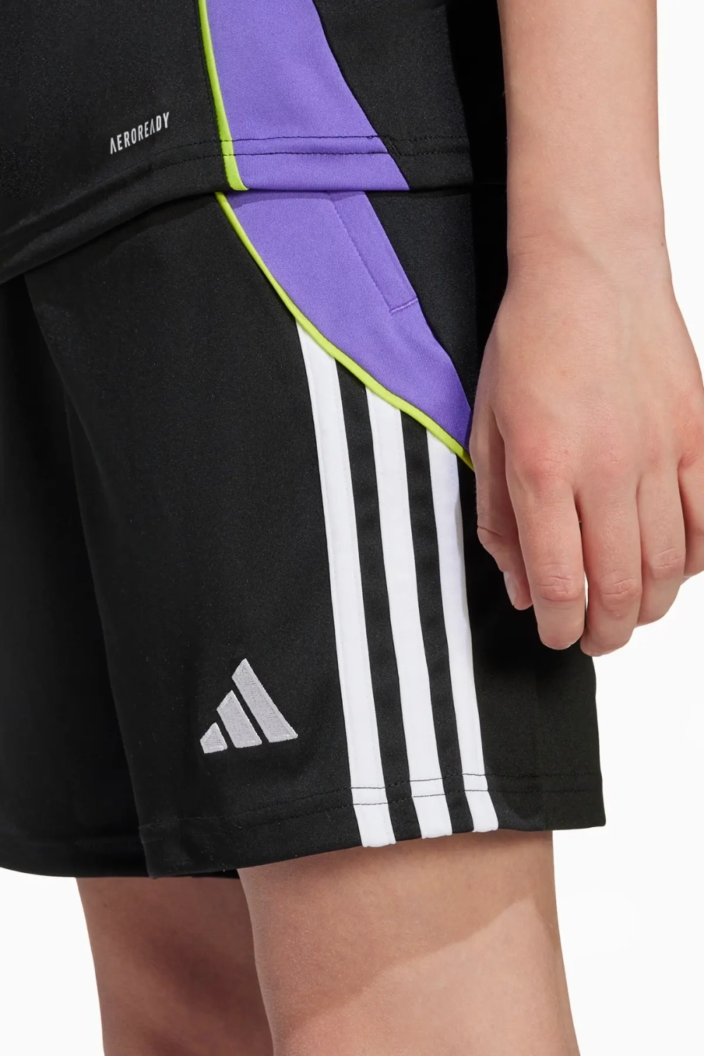 Шорты adidas Tiro 24 Junior - черный
