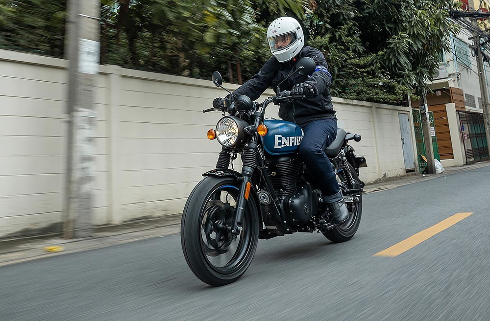 Royal Enfield Hunter 350 Rebel Blue