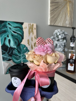 Комплимент 🩷кофе+цветы☕️💐