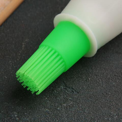 Кисть с резервуаром для масла Доляна «Олио», 11 см, цвет МИКС