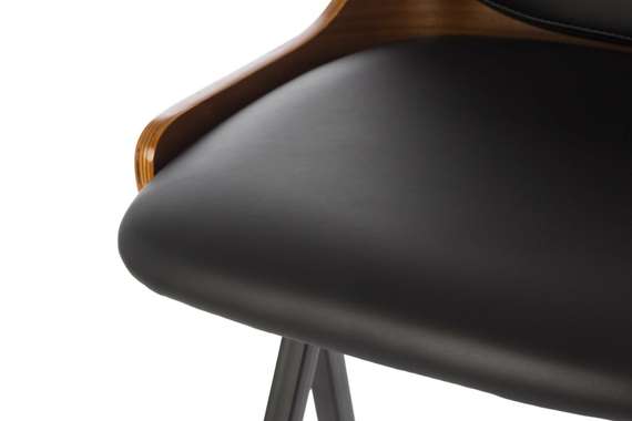 Полубарный стул Dune 65 см, черная экокожа, спинка орех