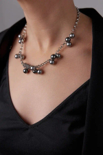 Колье Currant серый жемчуг, оттенок серебро