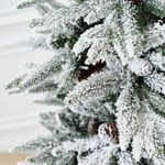 Заснеженная елка с шишками «ile Grande» (Литая+пвх) от 1,8 м до 2,7 м