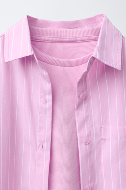 ZARA РУБАШКА OXFORD В ПОЛОСКУ С ФУТБОЛКОЙ В РУБЧИК, РОЗОВЫЙ