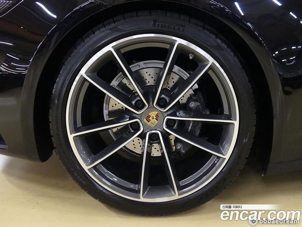 Porsche 911 (992) Carrera 4 (05.2020)