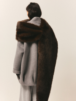 Шарф-горжетка