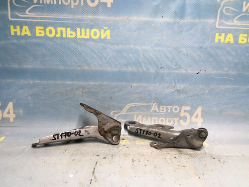 Петля капота левая TOYOTA CARINA 1991