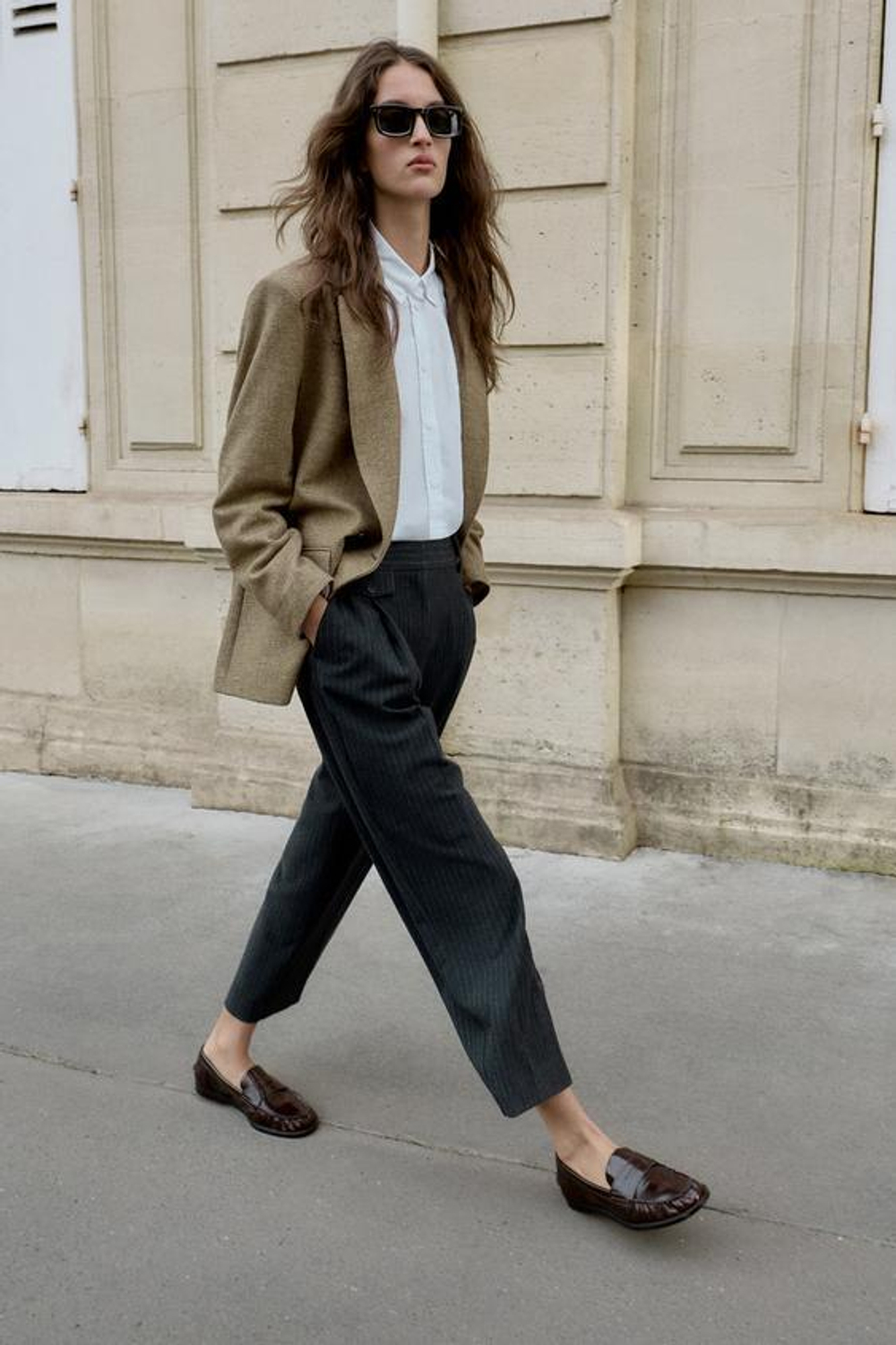 ZARA ПРЯМЫЕ БРЮКИ С ЗАЩИПАМИ, В ПОЛОСКУ