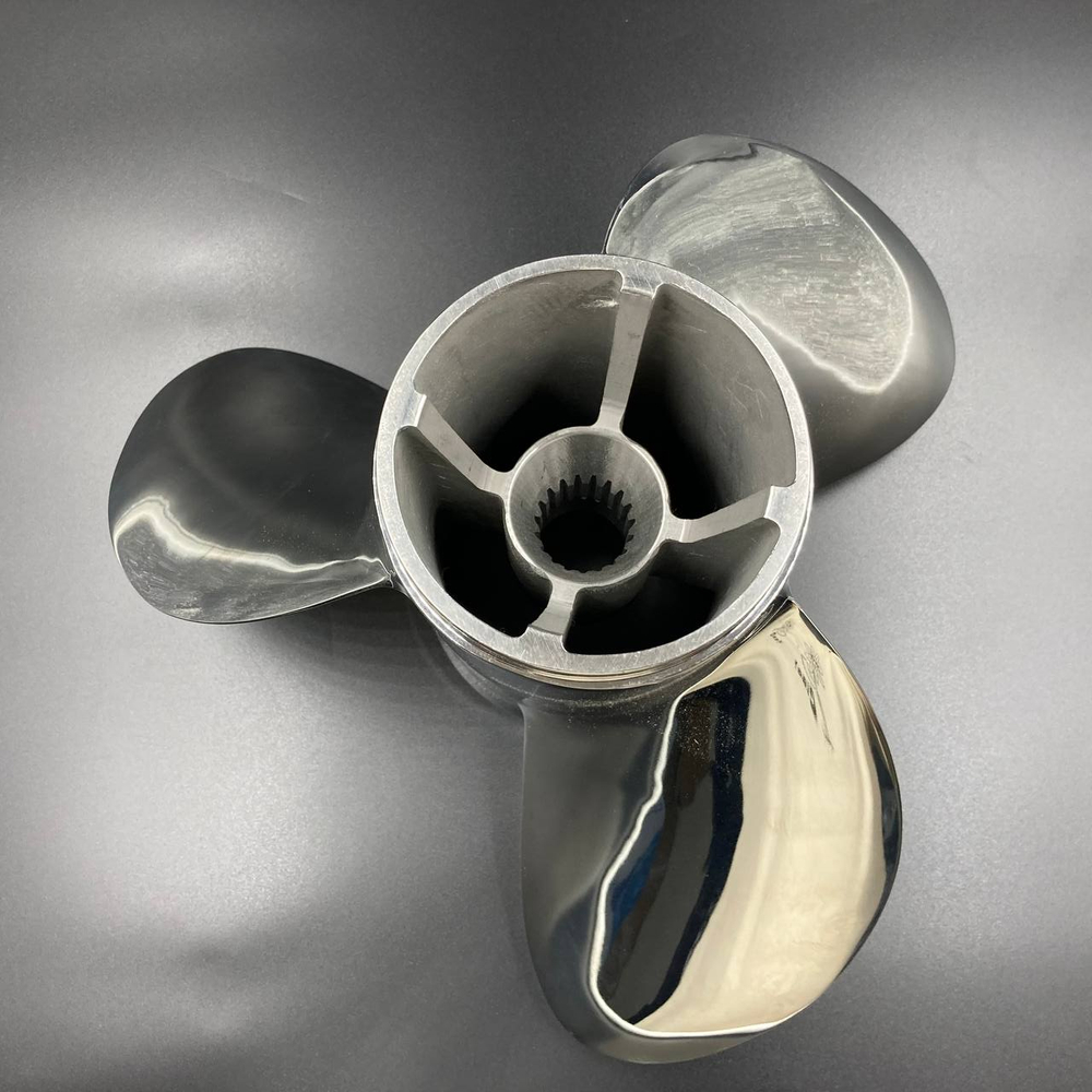 Гребной винт правого вращения MERCRUISER BRAVO THREE (REAR)  Stella (3x14x24) (Сталь) (Polastorm)