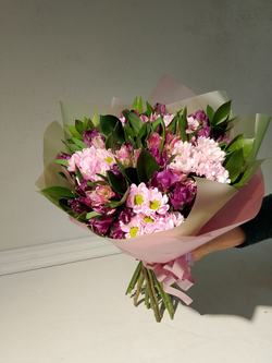 Букет из хризантем и альстромерии (С0033)