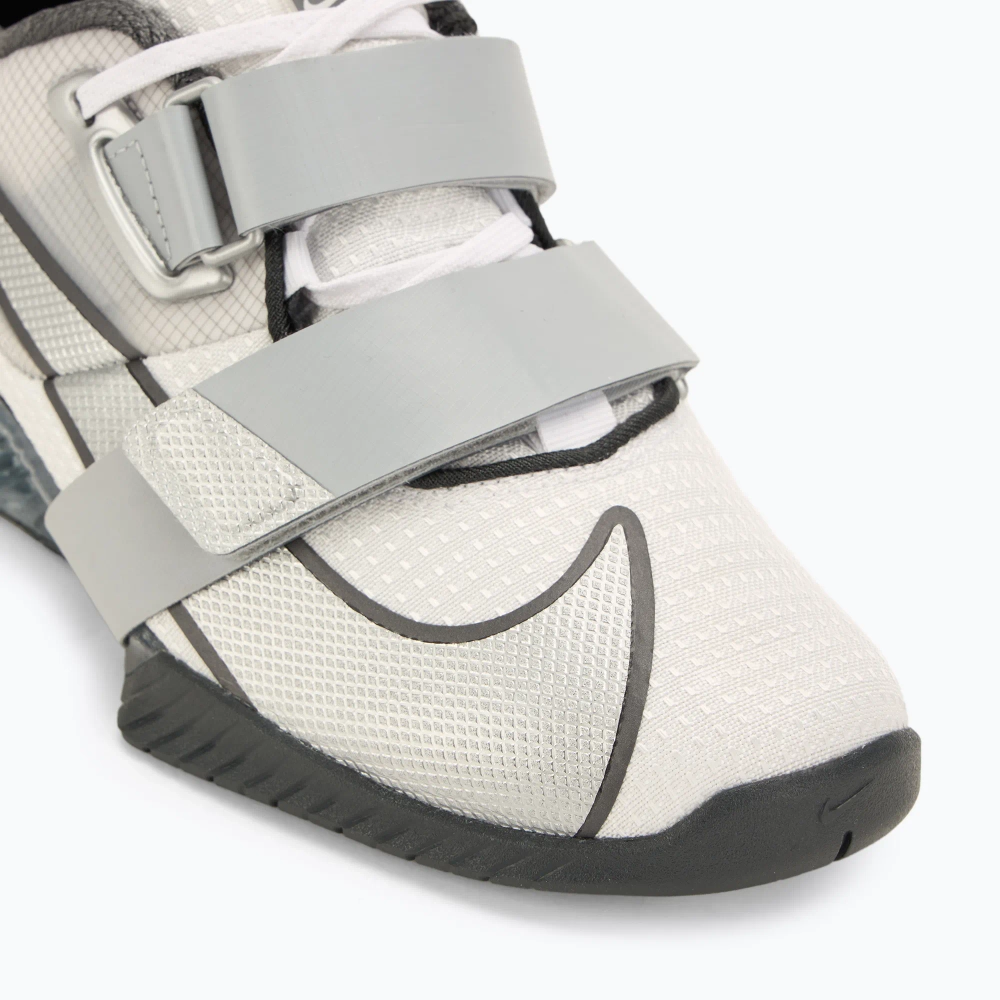 Штангетки Nike Romaleos 4 SE white/metallic silver/anthracite wolf grey