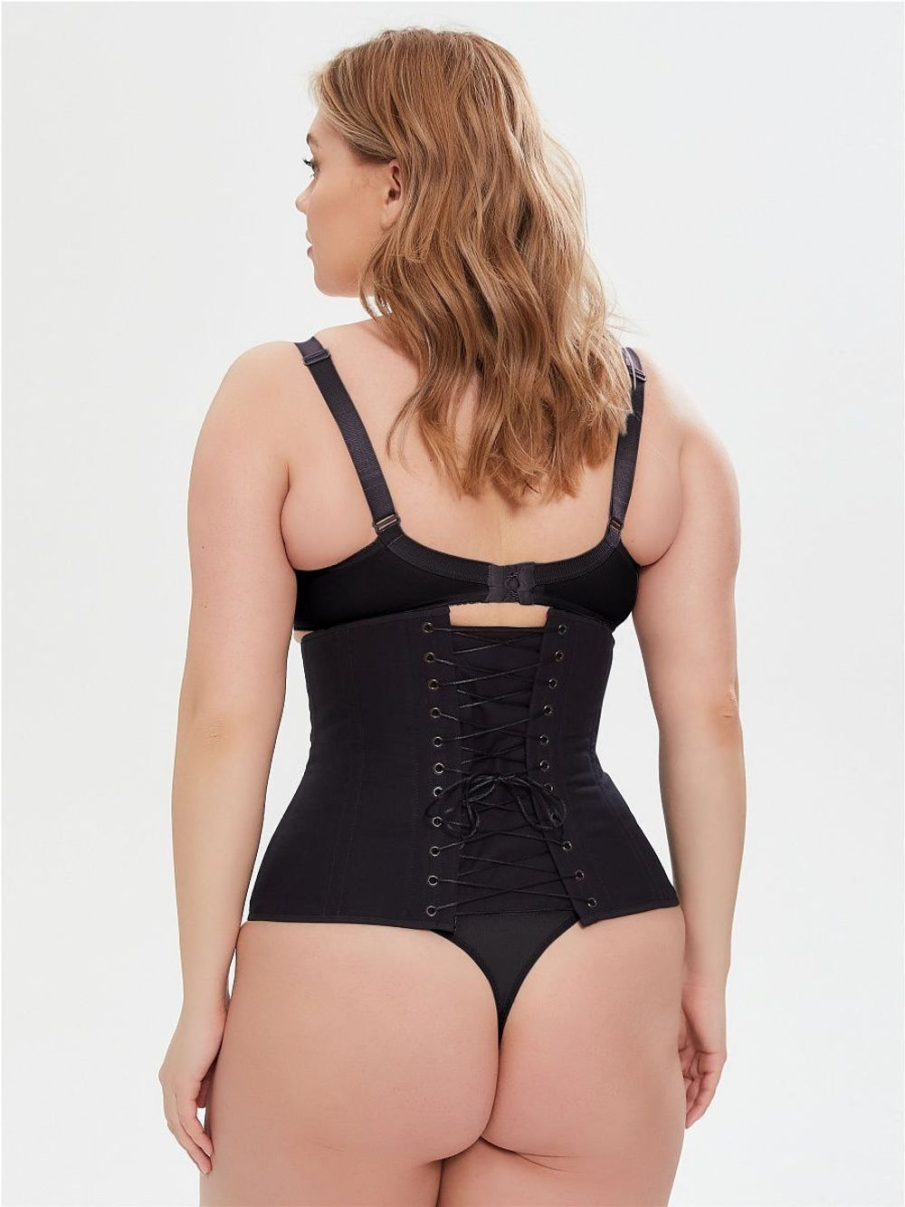 Черный матовый корсет для больших размеров