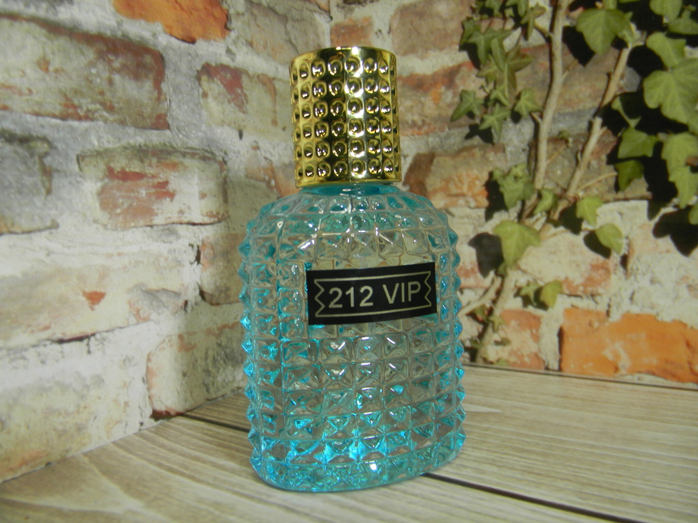 212 VIP woman парфюмерная вода 60 ml