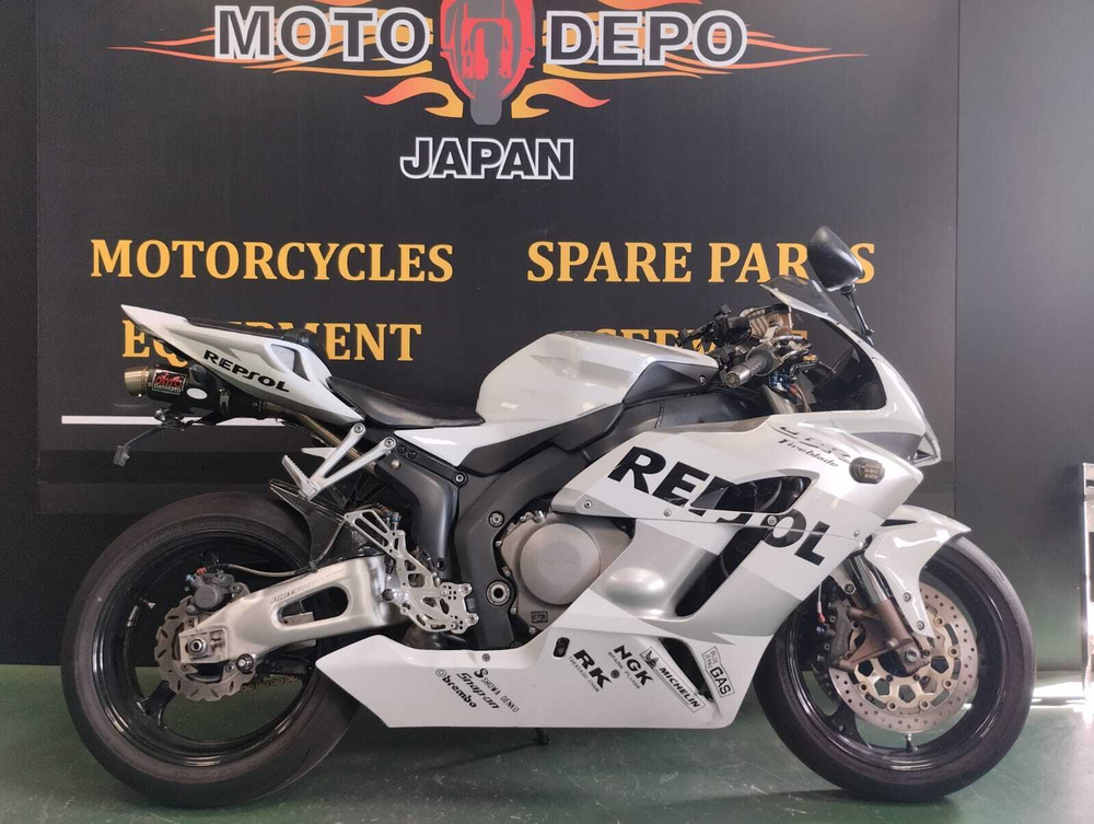 Honda CBR1000RR , 2005
