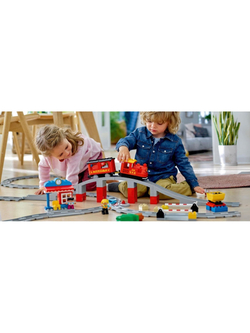 LEGO / Конструктор LEGO DUPLO Town 10874 Поезд на паровой тяге