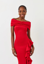 Платье с воланом на сборке