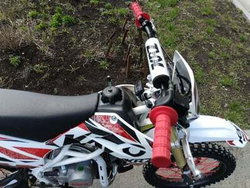 Мотоцикл KAYO BASIC YX140 PITBIKE