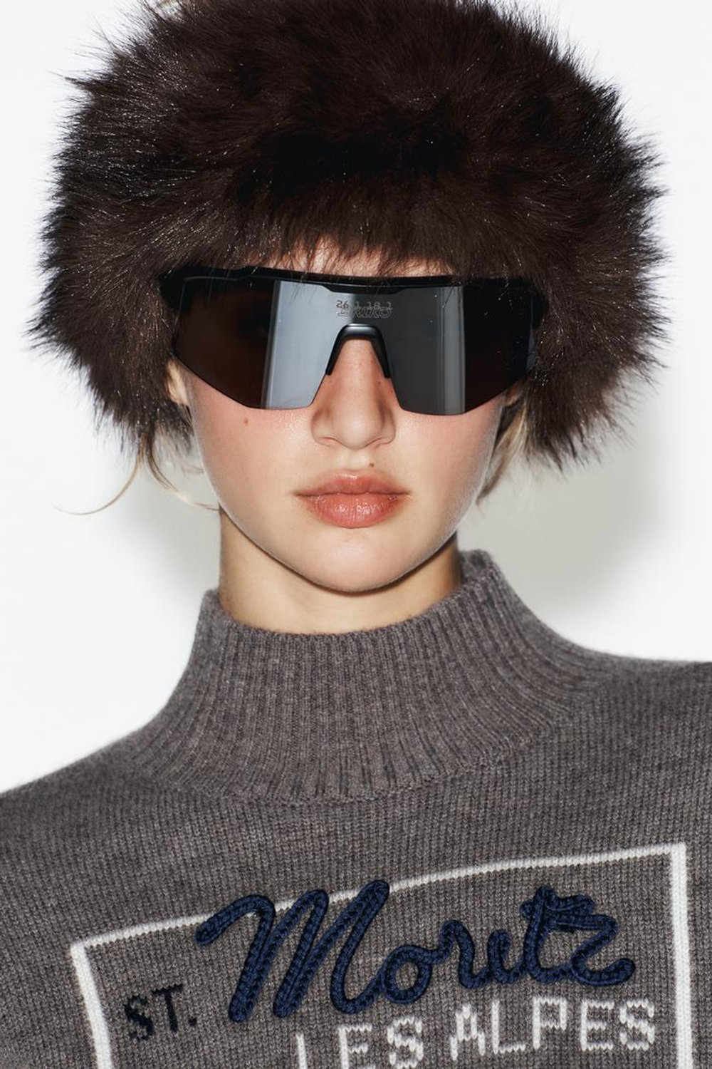 ZARA ЖАККАРДОВЫЙ СВИТЕР С ПРИНТОМ, НОРКА