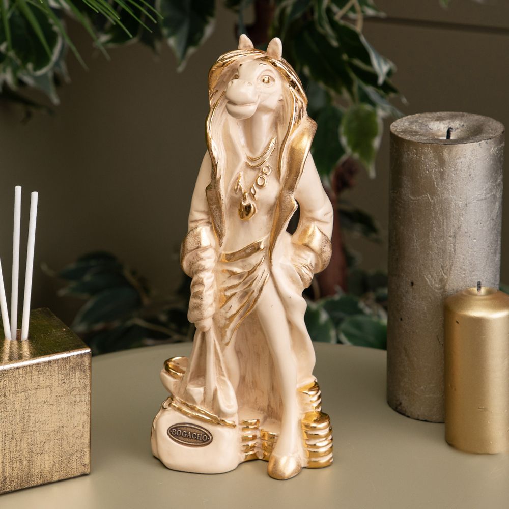 Скульптура Лошадь Голден Филли Айвори