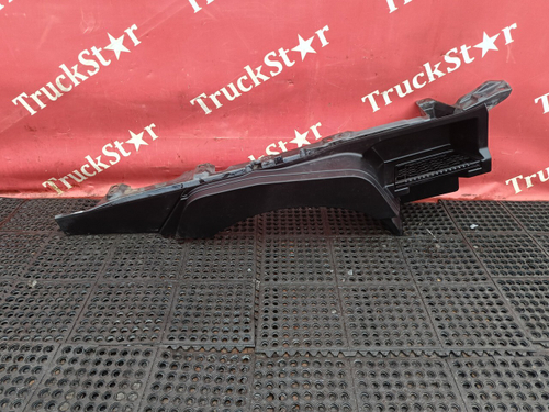 Корпус подножки правый 2016 г.