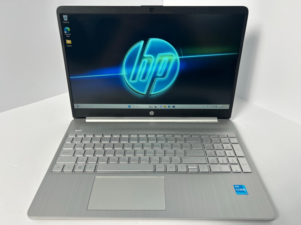 Ноутбук HP 15s-fq2066ur (3Y1S9EA) 15.6"/Intel Core i3 1115G4/RAM 8GB/SSD 512GB/Intel UHD Graphics/1920x1080/IPS/Windows 11/Подсветка кл-ры: нет/серебристый. Состояние: C2