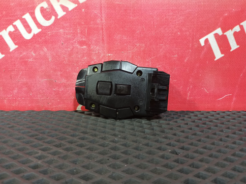 Рулевой переключатель аудиосистемы 2016г.