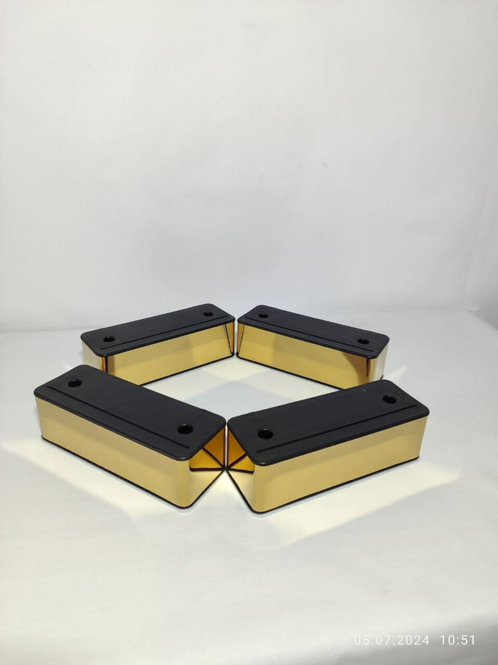 Ножки для мебели Пластиковые Золото