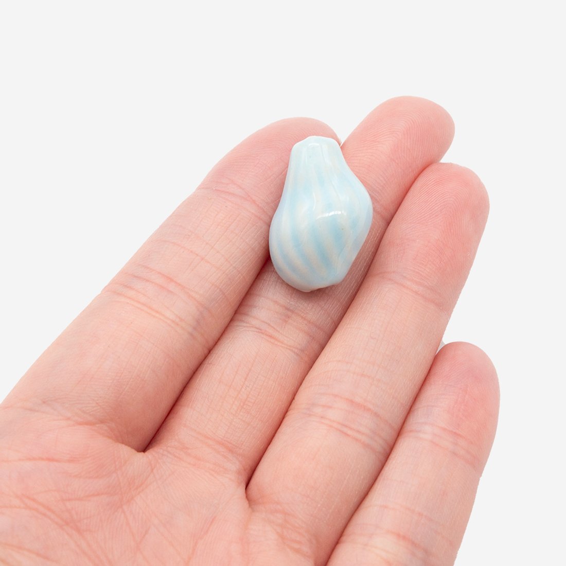 Бусина в форме морской ракушки, 14,6*21мм, голубая, глазурированный фарфор