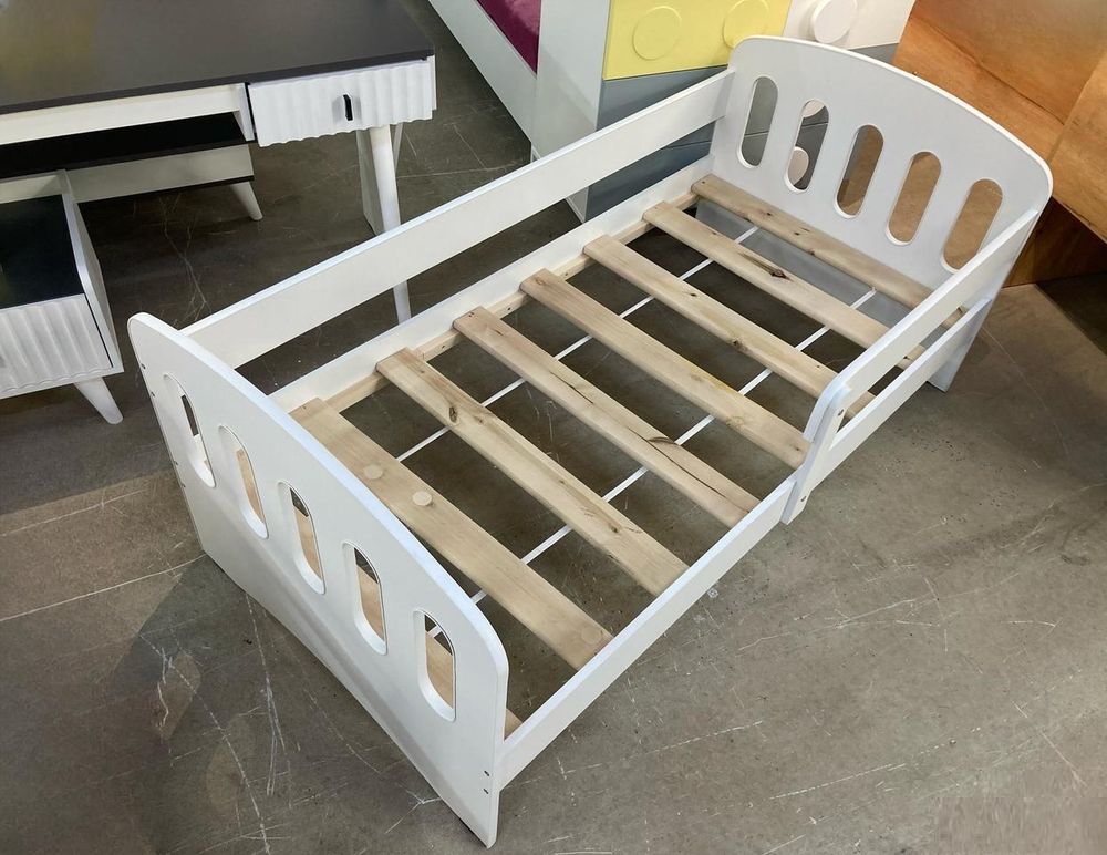 Кровать Малыш белый (ладе) 800*1600