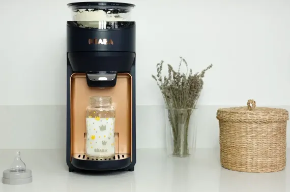 Машина для приготовления детской смеси Beaba Milkeo Plus