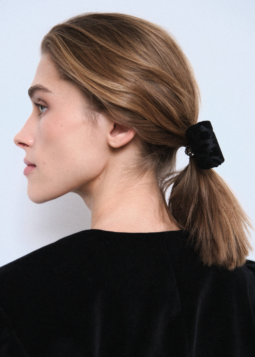 Бант-бабочка из черного жаккарда с узором