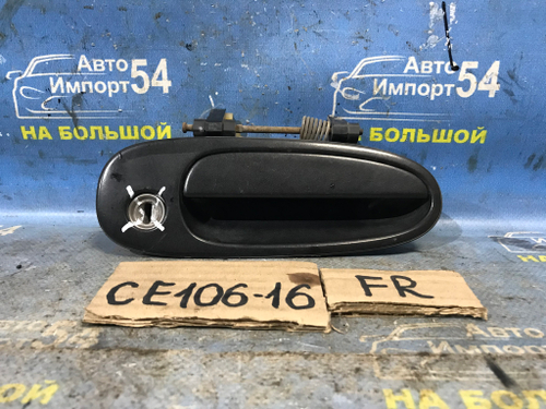 Ручка двери передней правой внешняя TOYOTA COROLLA 1995