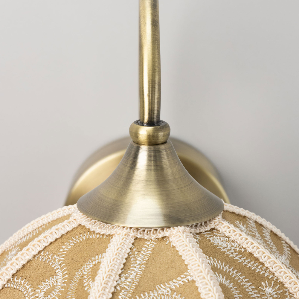 Citilux Базель CL407315 Бра с абажуром Вышивка и выключателем