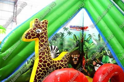 Коммерческий надувной батут "Джунгли малый со скалодромом"