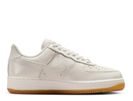 Баскетбольные женские кроссовки Nike Air Force 1 '07 LX Shoes White